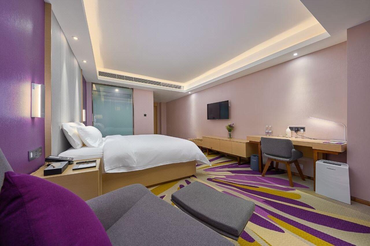 Echarm International Hotel Guangzhou Baiyun International Airport Huadu Plaza Branch - Free Deliver Service To Guangzhou Baiyun International Airport & Free Deliver Service To Canton Fair Complex During Canton Fair Period Buitenkant foto
