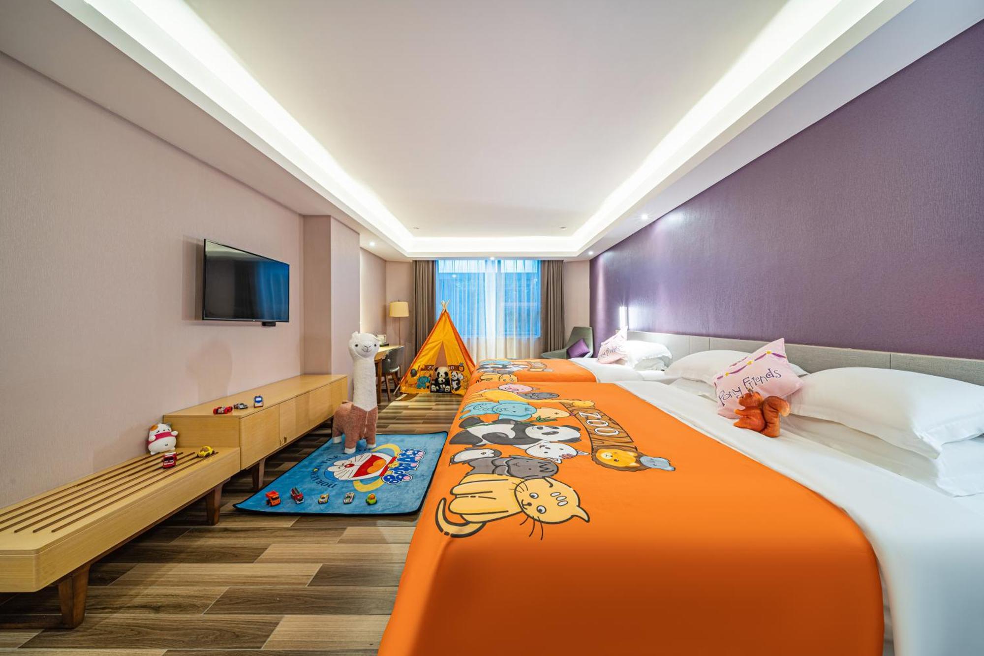 Echarm International Hotel Guangzhou Baiyun International Airport Huadu Plaza Branch - Free Deliver Service To Guangzhou Baiyun International Airport & Free Deliver Service To Canton Fair Complex During Canton Fair Period Buitenkant foto