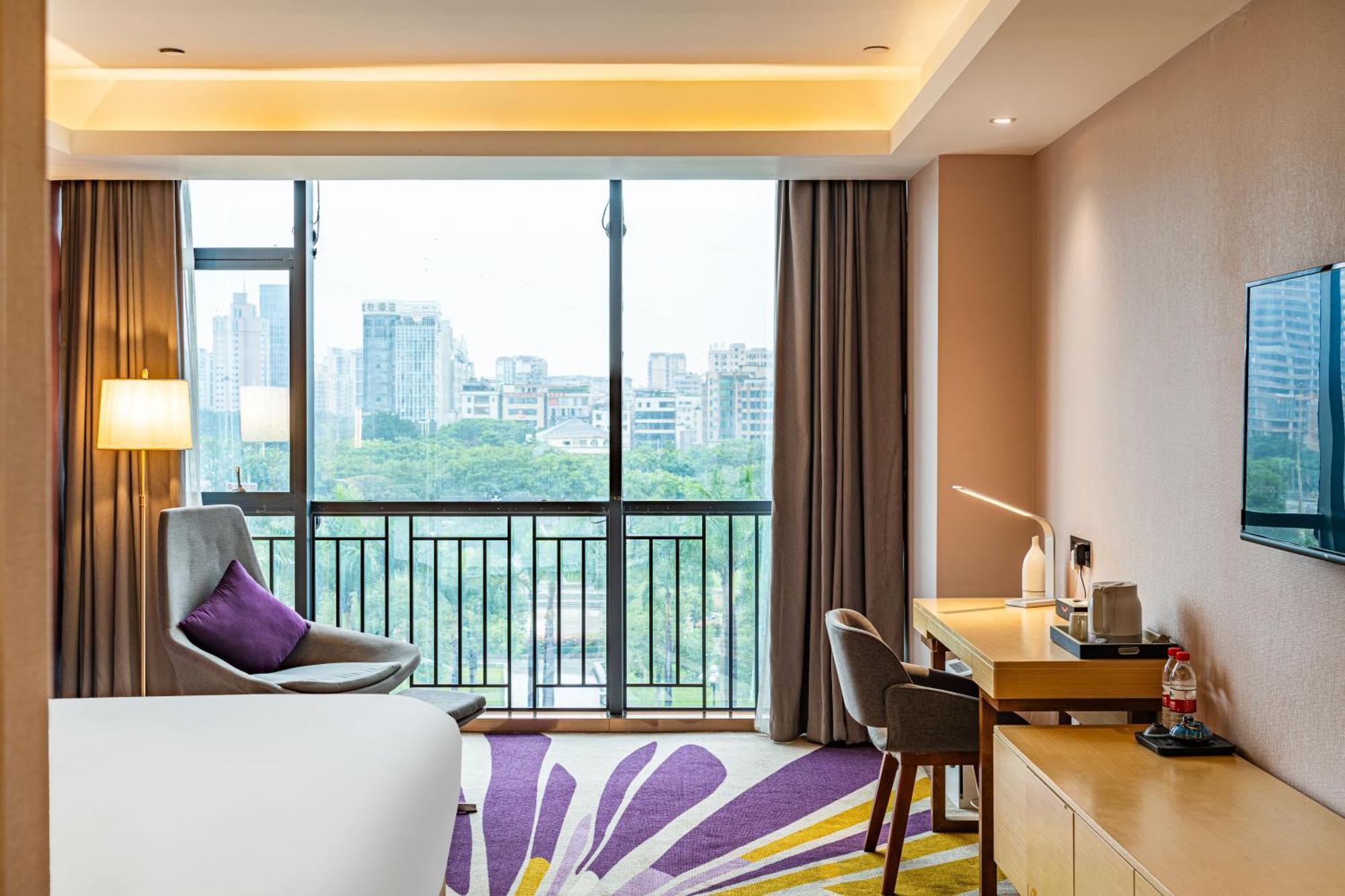 Echarm International Hotel Guangzhou Baiyun International Airport Huadu Plaza Branch - Free Deliver Service To Guangzhou Baiyun International Airport & Free Deliver Service To Canton Fair Complex During Canton Fair Period Buitenkant foto
