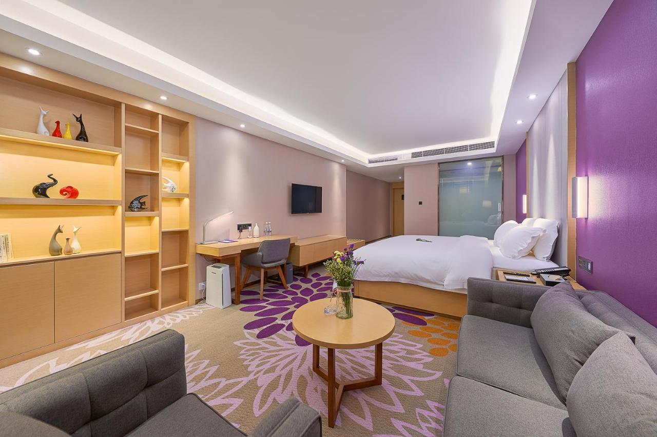 Echarm International Hotel Guangzhou Baiyun International Airport Huadu Plaza Branch - Free Deliver Service To Guangzhou Baiyun International Airport & Free Deliver Service To Canton Fair Complex During Canton Fair Period Buitenkant foto
