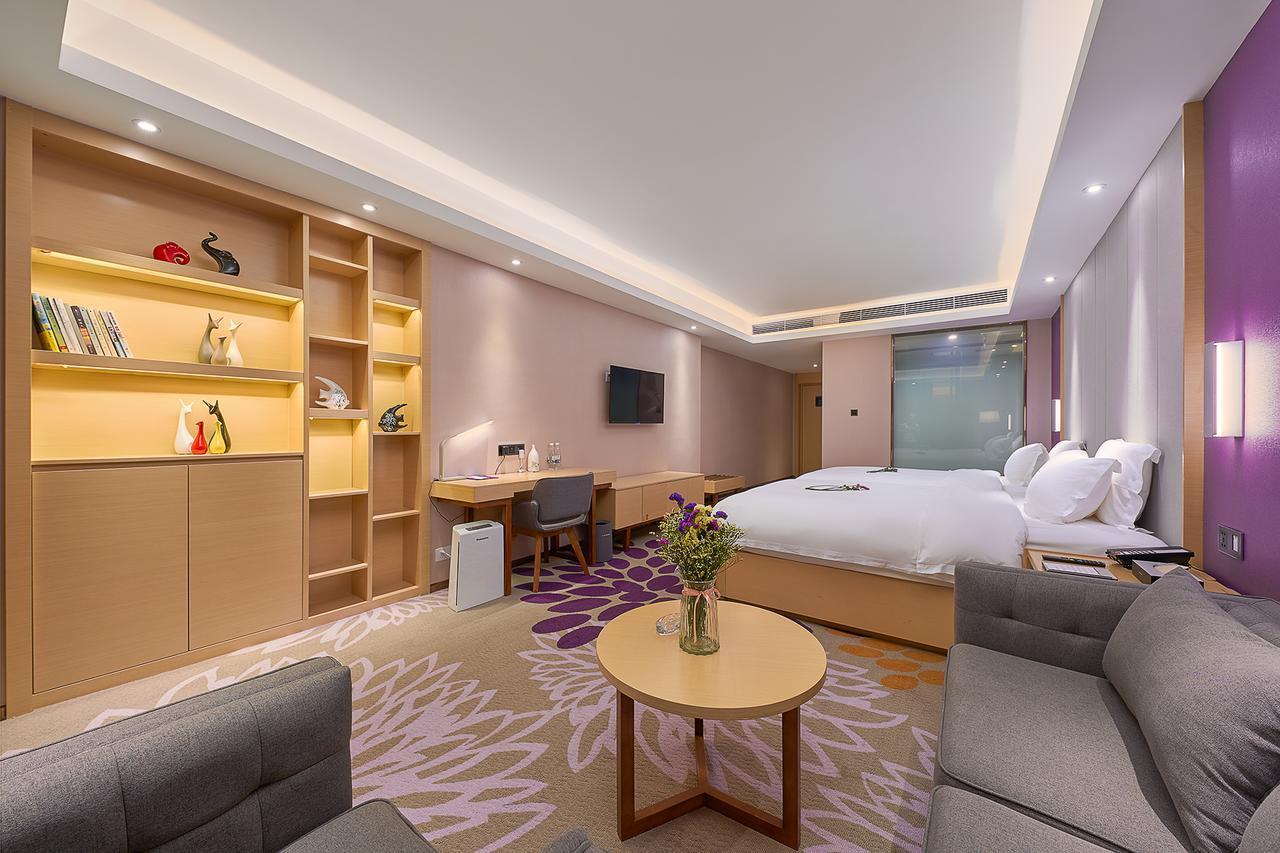 Echarm International Hotel Guangzhou Baiyun International Airport Huadu Plaza Branch - Free Deliver Service To Guangzhou Baiyun International Airport & Free Deliver Service To Canton Fair Complex During Canton Fair Period Buitenkant foto