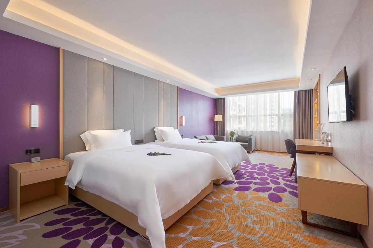 Echarm International Hotel Guangzhou Baiyun International Airport Huadu Plaza Branch - Free Deliver Service To Guangzhou Baiyun International Airport & Free Deliver Service To Canton Fair Complex During Canton Fair Period Buitenkant foto