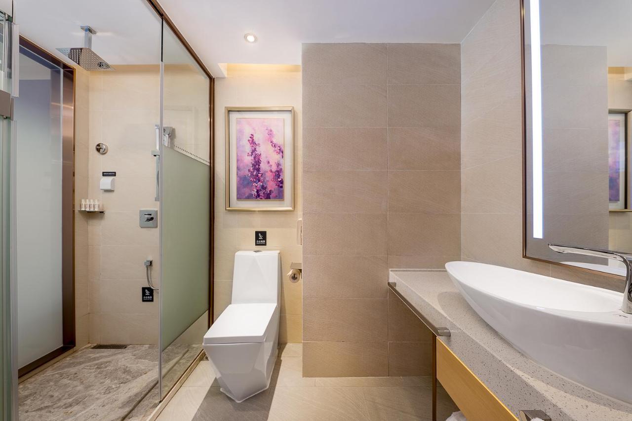 Echarm International Hotel Guangzhou Baiyun International Airport Huadu Plaza Branch - Free Deliver Service To Guangzhou Baiyun International Airport & Free Deliver Service To Canton Fair Complex During Canton Fair Period Buitenkant foto